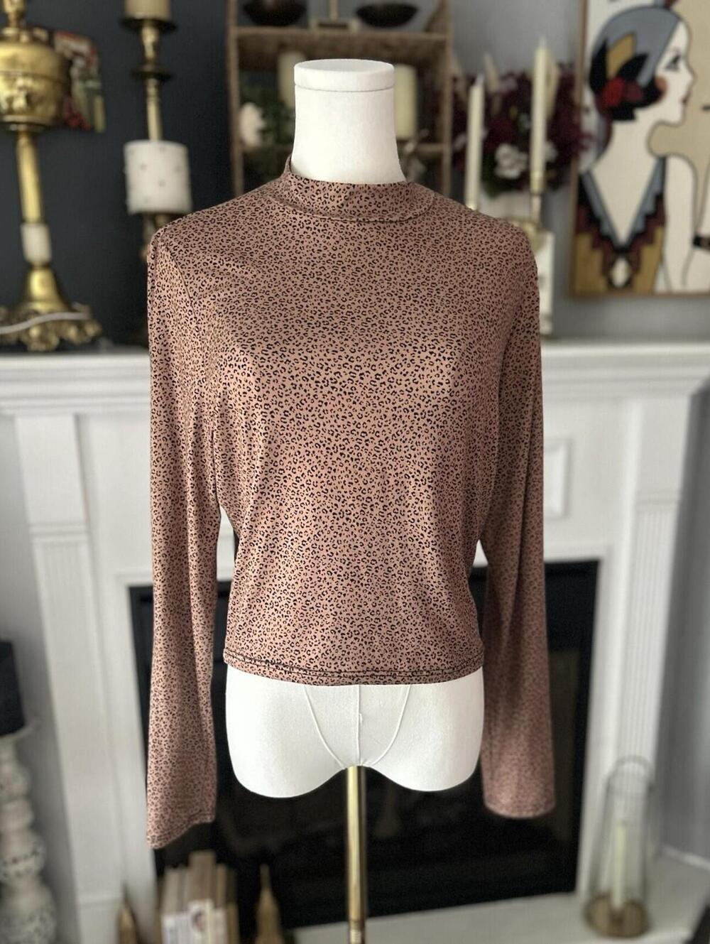 Gaze Lightweight Cheetah Print Long Sleeve Turtleneck Cropped Shirt Sz Large
